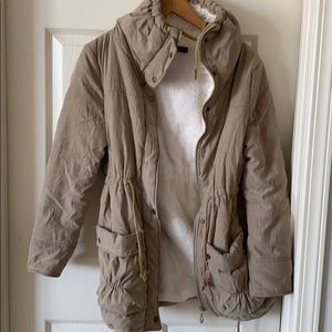 Winter new jacket. Size S. Very warm